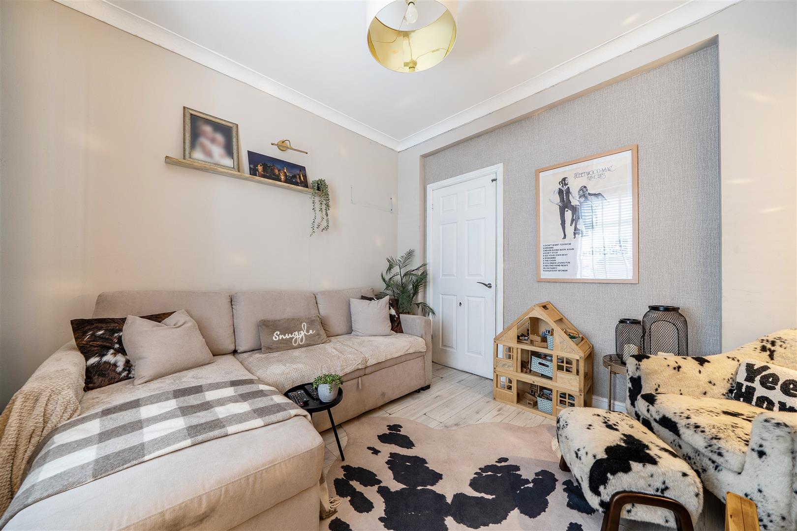 Courtney Street, Manselton, Swansea, SA5 9NY